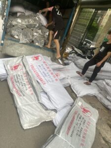 bạt caro về hàng